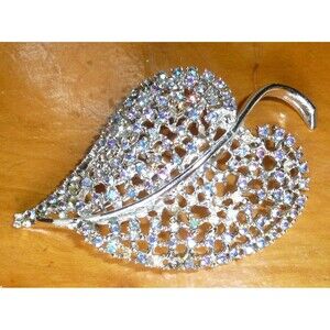 VTG Leaf Demi Brooch Pin Shiny Rhinestone Aurora Borealis Signed DODD